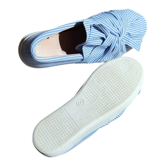 A New Day Blue & White Striped Ruffle Slip on Platform Sneaker Size 8 - Picture 4 of 5